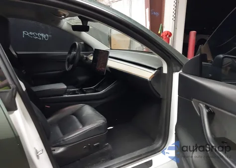 2021 Tesla Model Y Performance Dual Motor All-Wheel Drive from USA, damaged, VIN 5YJYGDEF6MF092239